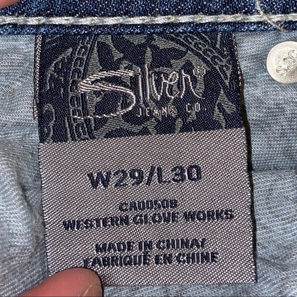 Genuine Silver Jeans - Picture 5 of 7